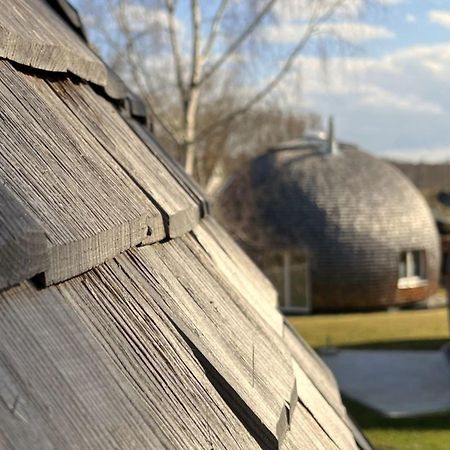 Nordkugel - Kugelhaus Am See Penzlin ภายนอก รูปภาพ